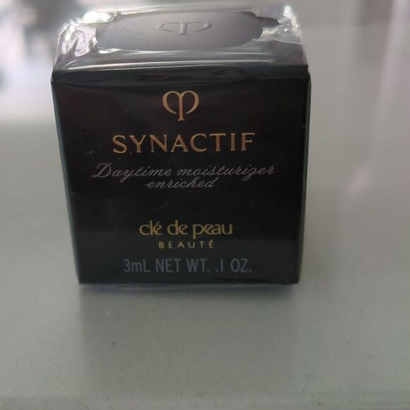 Cle de peau Synactif Daytime Moisturizer Enriched - Picture 7 of 7